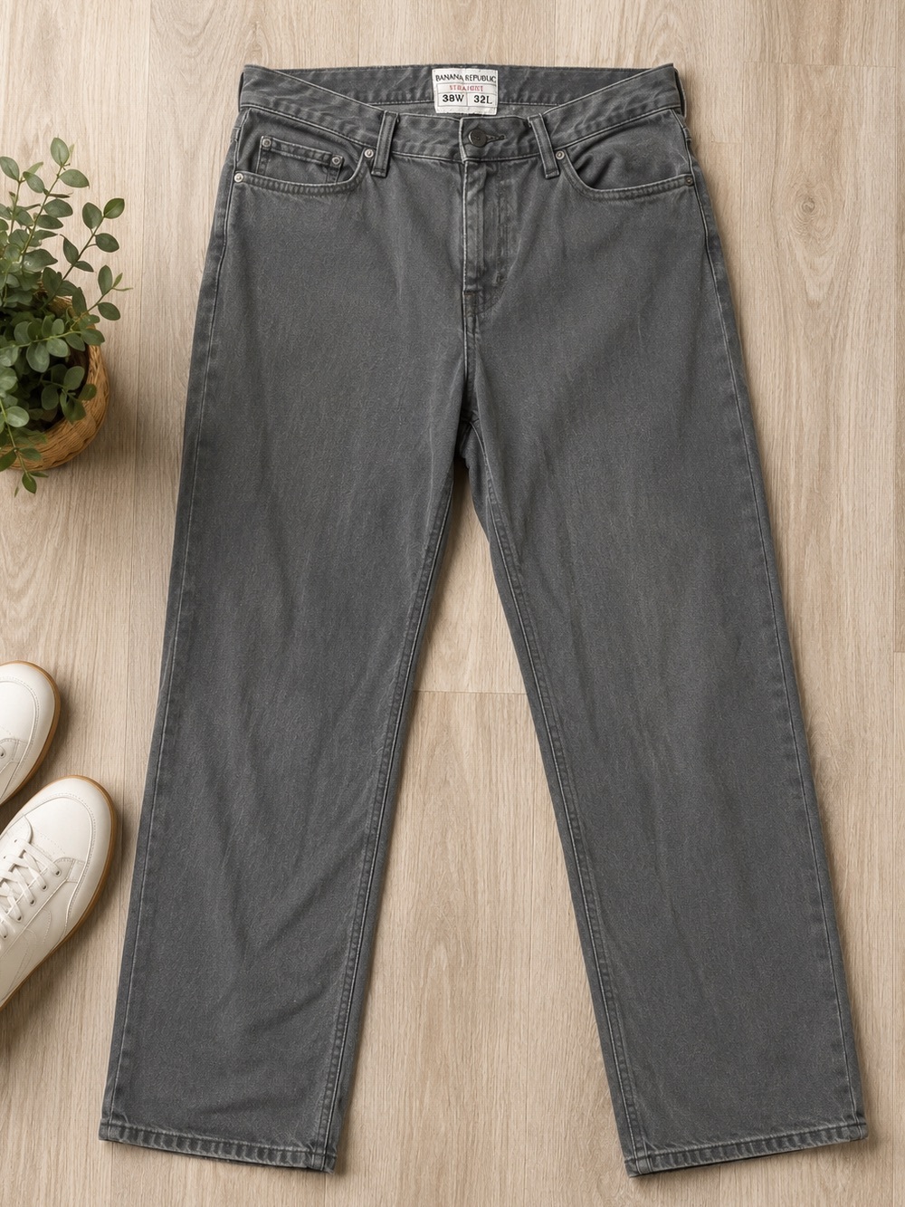 Banana Republic Straight Jeans in Washed Charcoal Gray